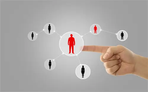 张敬轩 春秋 解读